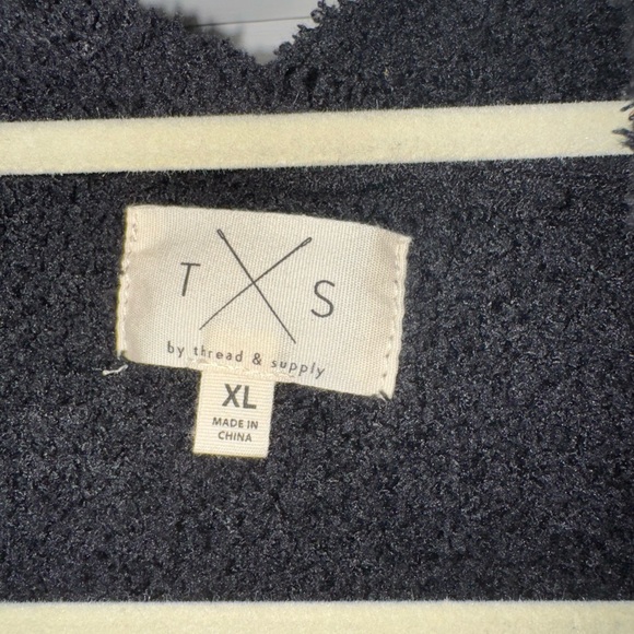 Thread & Supply Black Long Teddy Bear Cardigan size XL - Picture 2 of 5